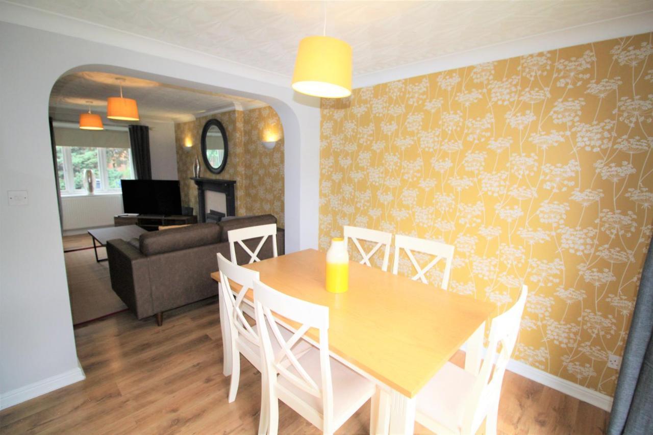 Doncaster - Warmsworth - Great Customer Feedback - 3 Bed Detached House - Private Garden & Parking Plus Garage - Quiet Cul De Sac Location - Dog Friendly - Fast Wifi - Close To Motorway Access Exterior foto