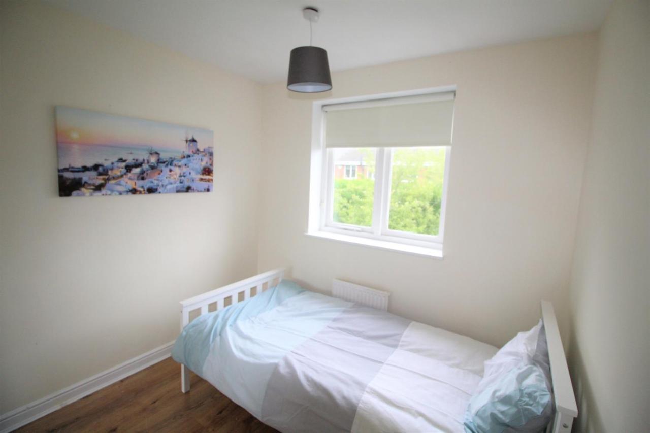 Doncaster - Warmsworth - Great Customer Feedback - 3 Bed Detached House - Private Garden & Parking Plus Garage - Quiet Cul De Sac Location - Dog Friendly - Fast Wifi - Close To Motorway Access Exterior foto